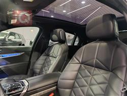 بي ام دبليو الفئة 7